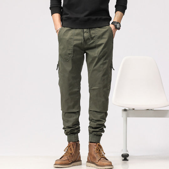 Herren Field-Joggerhose im Military-Workwear-Look mit Ziernähten, aufgesetzten Utility-Taschen und Kordelbund Nord Taschen