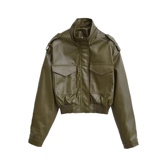 Damen Kurze PU-Leder-Bomberjacke mit hohem Stehkragen, Pattentaschen und Schulterklappen Nord Taschen