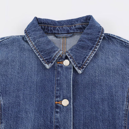 Damen Boxy Jeansjacke mit weiten Ärmeln, aufgesetzten Pattentaschen und Druckknopfverschluss Nord Taschen