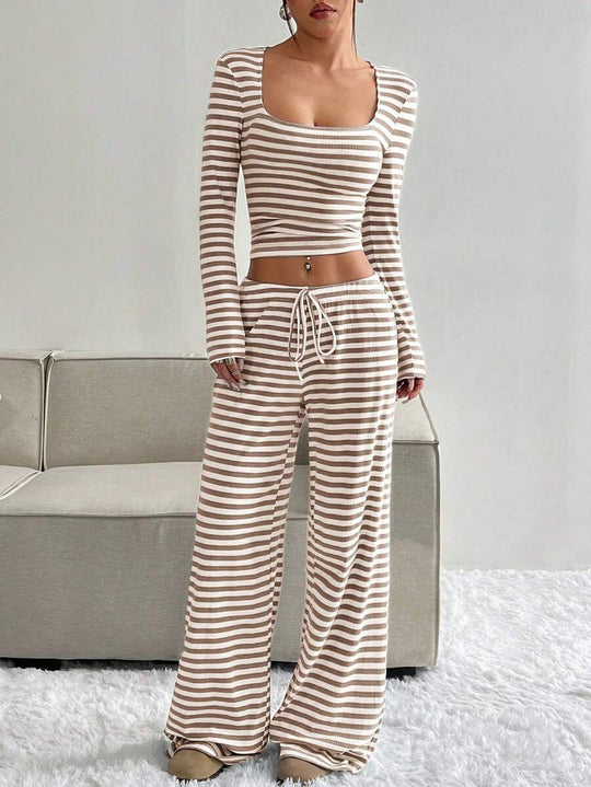 Damen Gestreifter Lounge-Zweiteiler mit weitem Bein und Cropped Langarmtop Nord Taschen