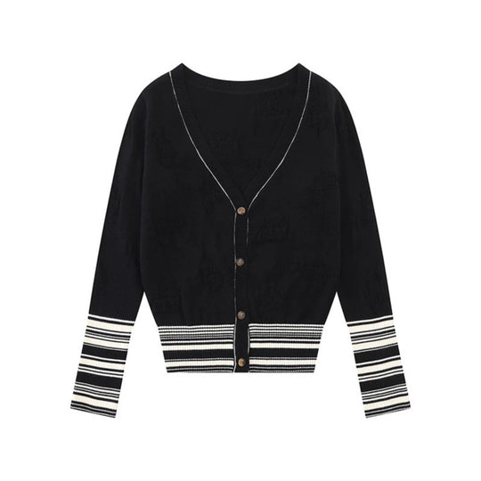 Damen Strickjacke mit V‑Ausschnitt, feinem Jacquardmuster und kontrastierenden Bündchen Nord Taschen