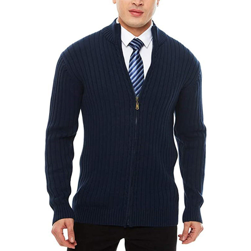 Herren Feinstrick-Cardigan mit durchgehendem Reißverschluss, Stehkragen und markanter Rippenstruktur Nord Taschen