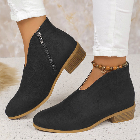 Damen Kurzschaft‑Stiefelette aus Veloursimitat mit V‑Ausschnitt und niedrigem Holzabsatz Nord Taschen