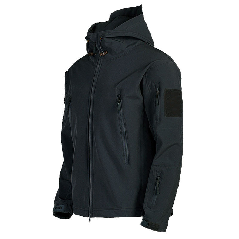 Herren taktische Softshell‑Fieldjacke mit Kapuze, Multifunktionstaschen und Klettpatchfläche Nord Taschen