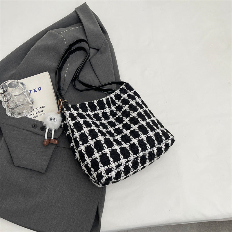 Damen modebewusste Handtasche mit einzigartigem Strukturdesign Nord Taschen