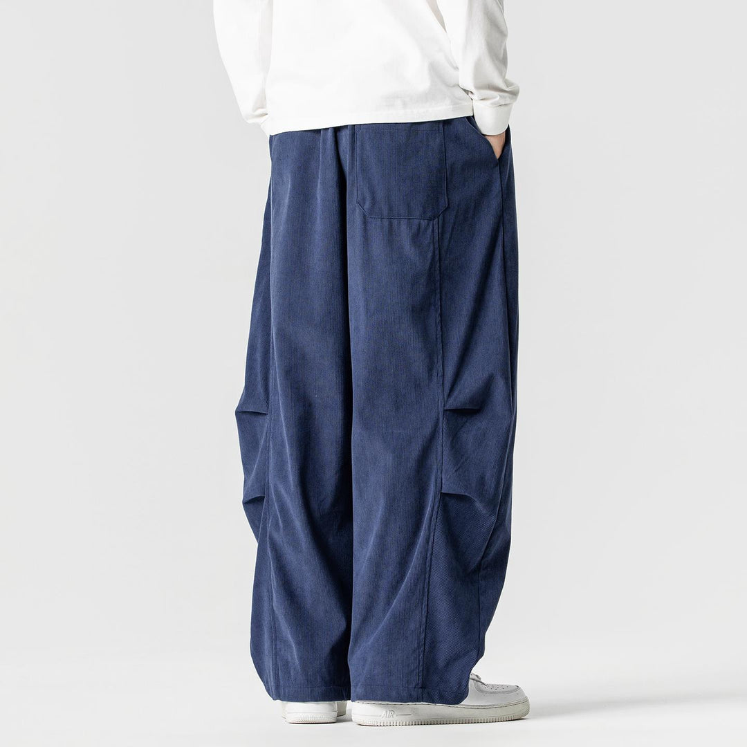 Herren Weit geschnittene Cordhose mit Bundfalten, Tunnelzug und lässiger Baggy‑Silhouette Nord Taschen