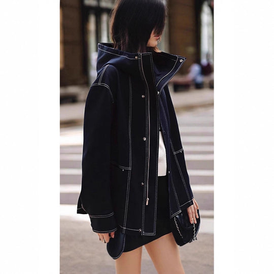 Damen Boxy‑Kapuzenparka mit sichtbaren Ziernähten und hochschließendem Stehkragen Nord Taschen
