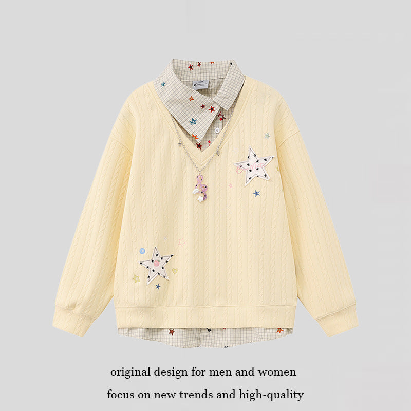 Damen Lagen-Look Strickpullover mit angenähter Hemdblende, Sternapplikationen und Ketten‑Charm Nord Taschen