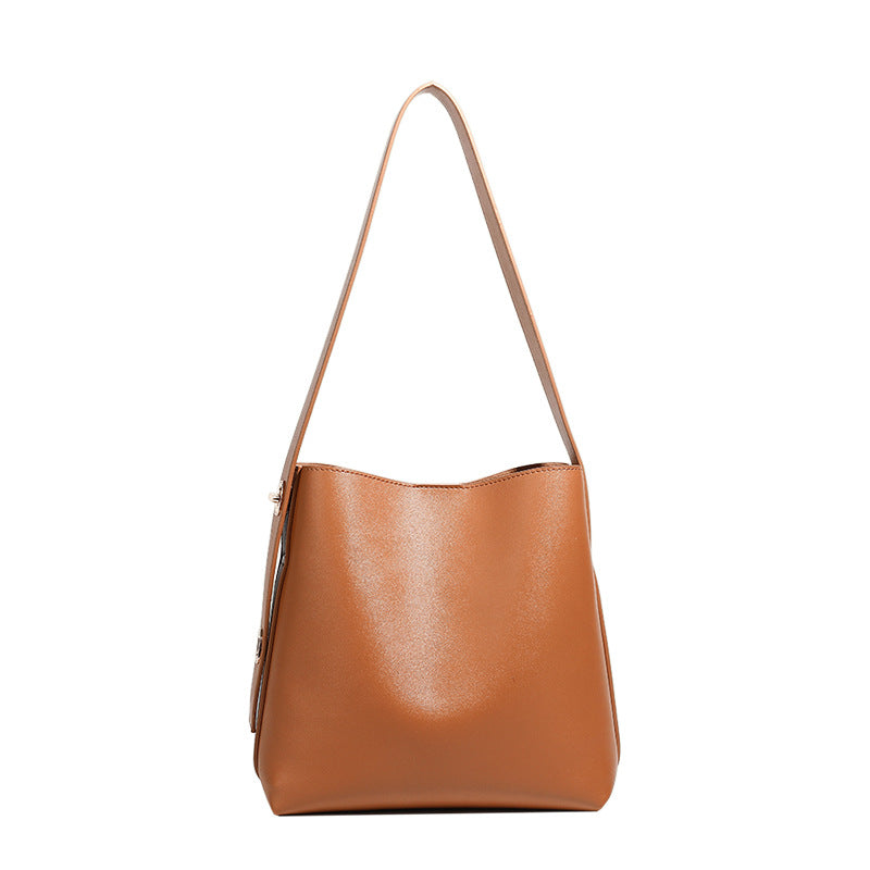 Damen Hobo-Tasche mit elegantem, geschwungenem Design und praktischen Innenfächern Nord Taschen