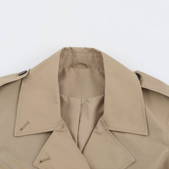 Damen Kurzblouson im Trenchstil mit kastiger Silhouette und doppelreihiger Knopfleiste Nord Taschen