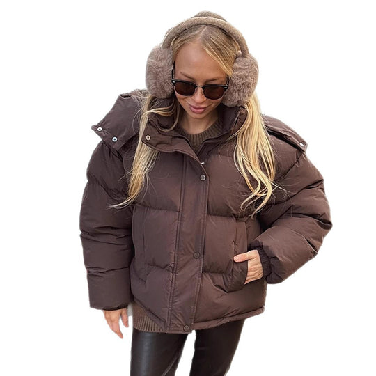 Damen Kurz geschnittene Oversize-Steppjacke mit hohem Stehkragen und verdeckter Druckknopfleiste Nord Taschen