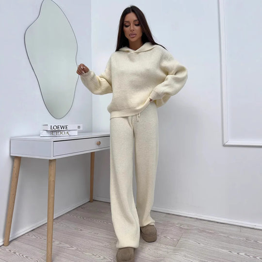Damen elegantes kaschmirähnliches Strick-Set mit asymmetrischem Wasserfallkragen und fließender Palazzo-Strickhose Nord Taschen