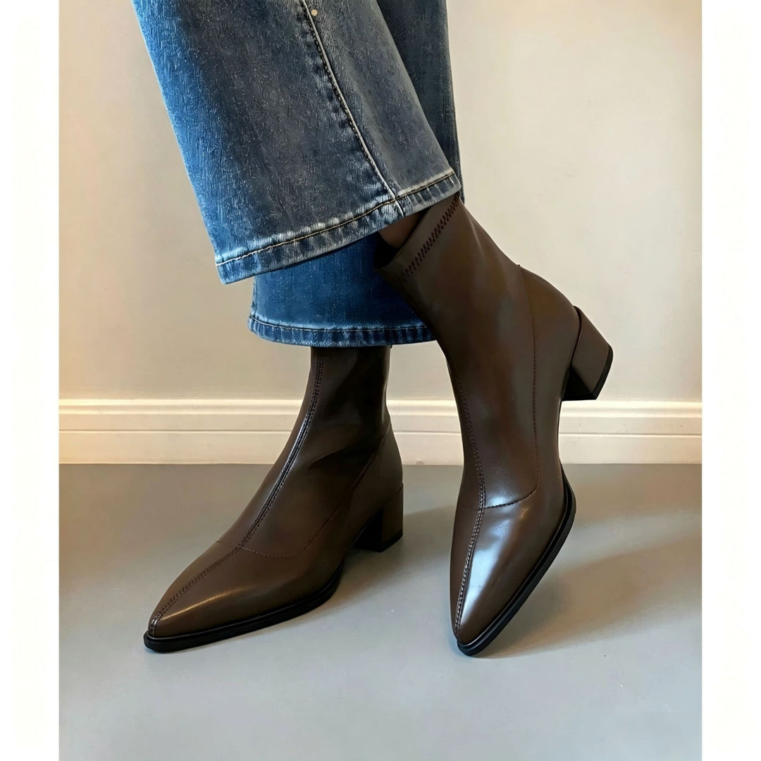 Damen Knöchelhohe Leder-Ankleboots mit spitzer Kappenform und sculpted Blockabsatz Nord Taschen