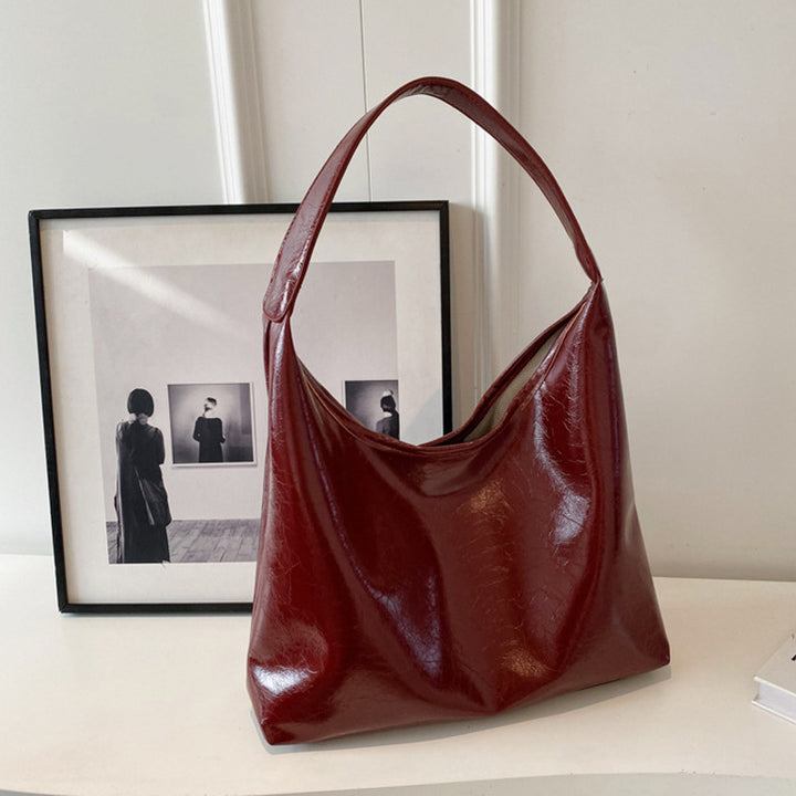 Damen Hobo-Tasche aus weich gewachsenem Kunstleder mit modernem Design Nord Taschen