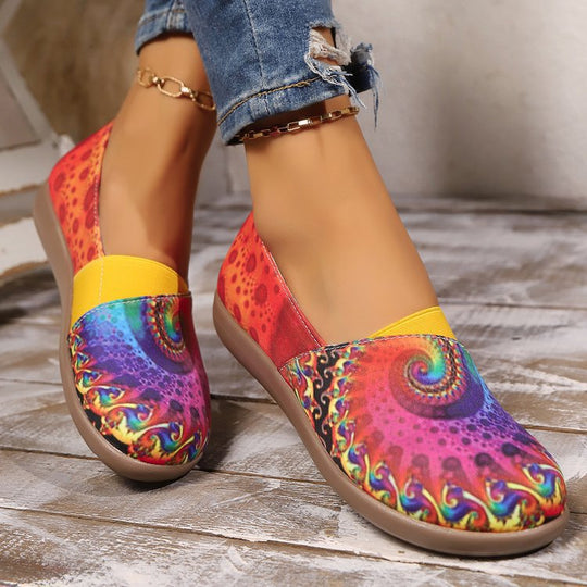 Damen Bequeme Slip-on Ballerinas mit buntem Druckdesign und elastischem Abschluss Nord Taschen