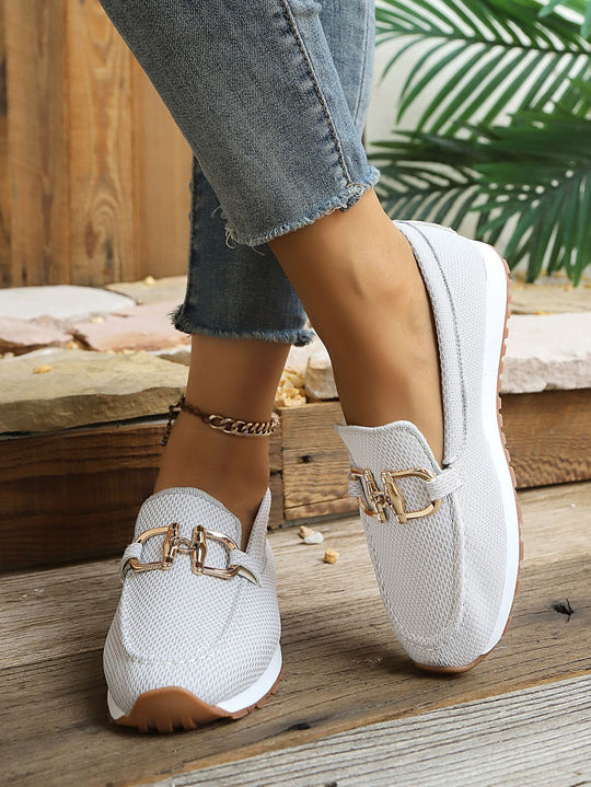 Damen Atmungsaktive Mesh-Slipper-Loafer mit goldfarbener Schnallendekor und leichter Gummisohle Nord Taschen