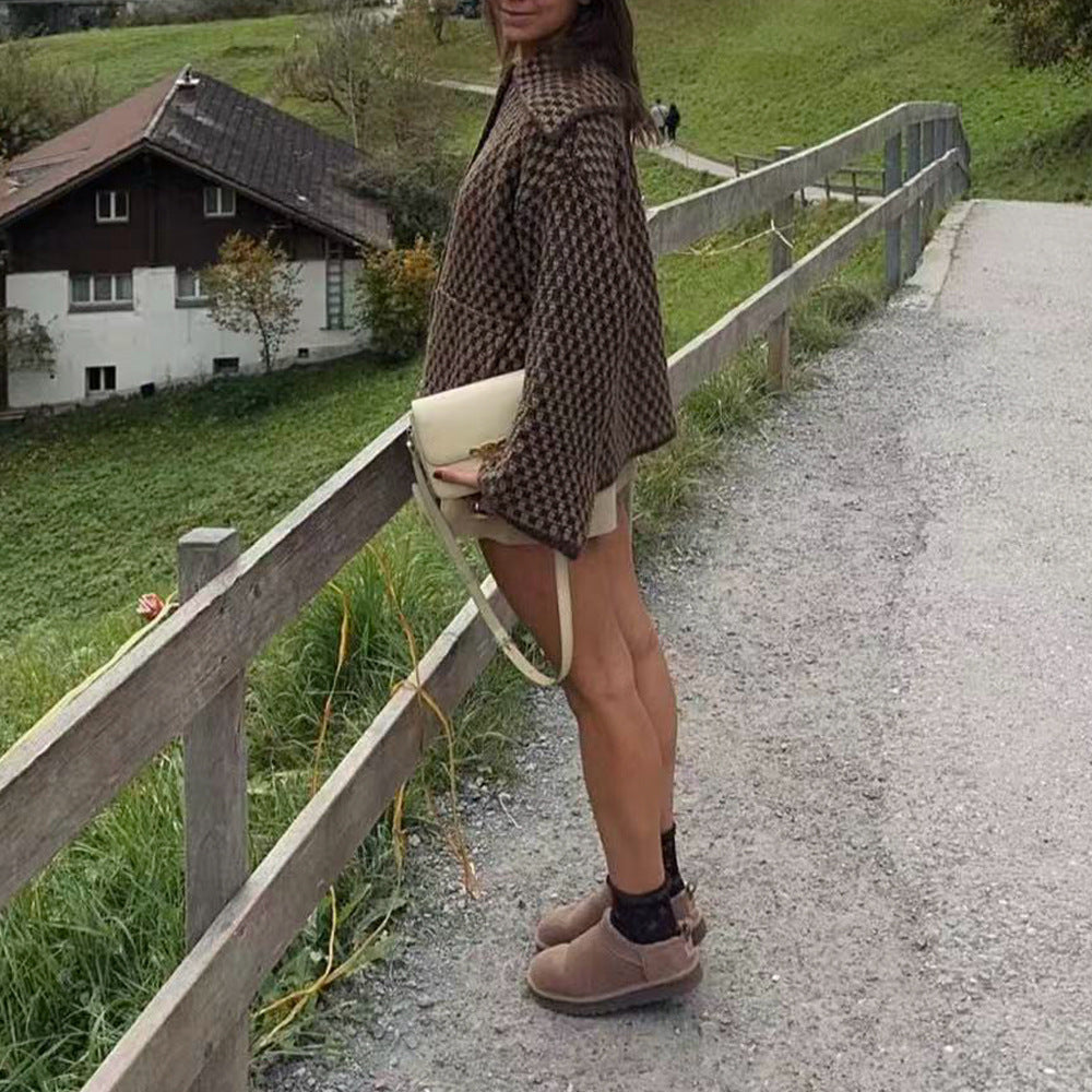 Damen Kurzjacke im Bouclé‑Waffelmuster mit großem Umlegekragen Nord Taschen