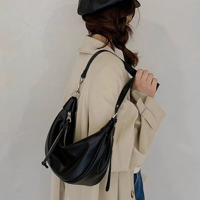 Damen Hobo-Tasche mit eleganter Kettenverzierung und luxuriösem Kunstleder Nord Taschen