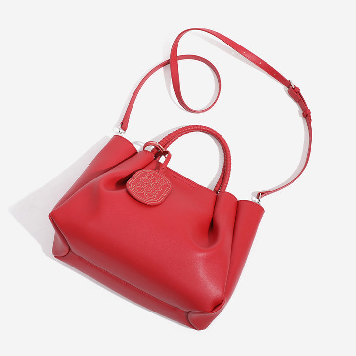 Damen Handtasche mit strukturiertem Design und besonderen Akzenten Nord Taschen