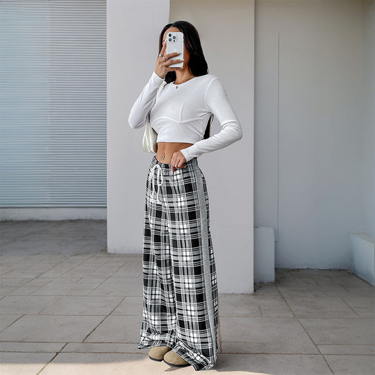 Damen Weite Lounge‑Hose im Karomuster mit elastischem Bund und Kontrast‑Seitpanel Nord Taschen