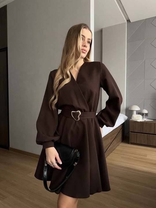 Damen Wickelkleid mit tailliertem Herzgürtel und voluminösem Swing-Rock Nord Taschen