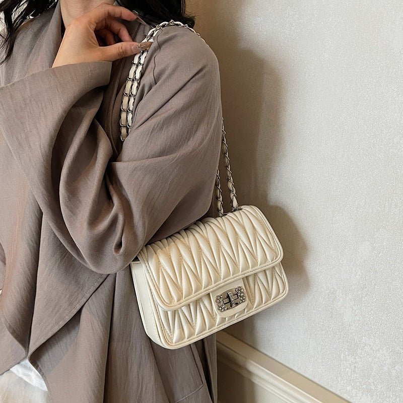 Damen elegante Umhängetasche mit edler Steppung Nord Taschen
