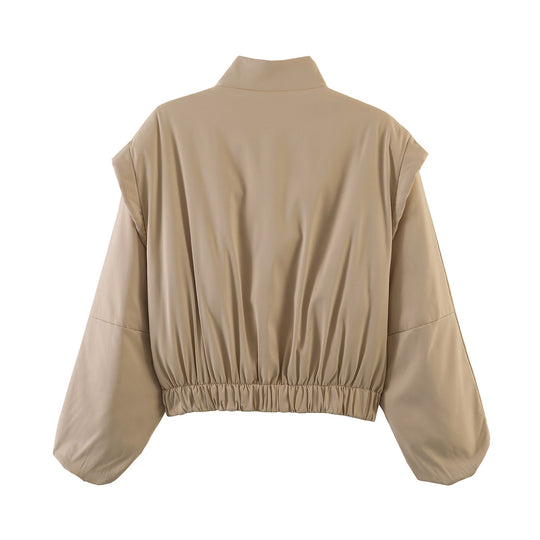 Damen Kurz geschnittene Windjacke mit Stehkragen, wattierter Fütterung und Ballonärmeln Nord Taschen