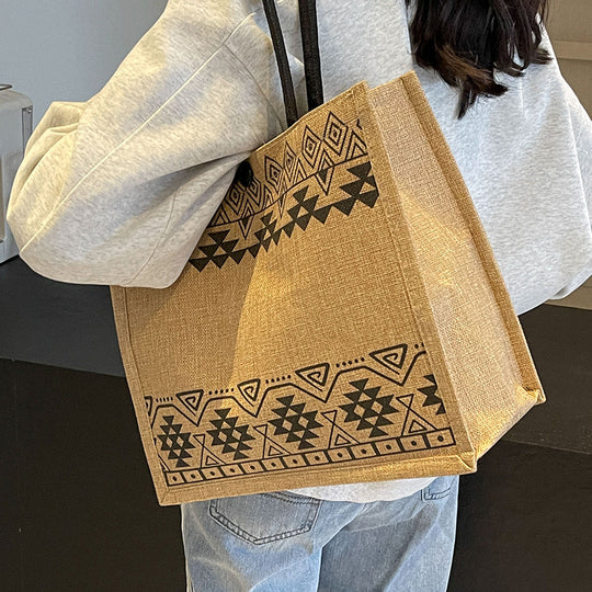 Damen Jutetasche mit modernem Ethnomuster Nord Taschen