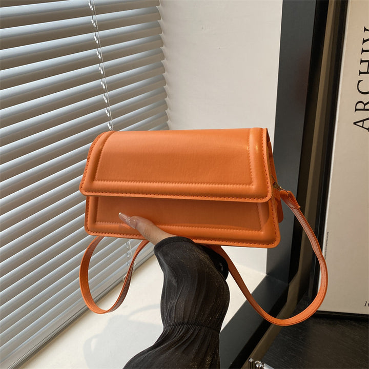 Damen elegante Umhängetasche mit integriertem Kartenfach und schickem Verschluss Nord Taschen
