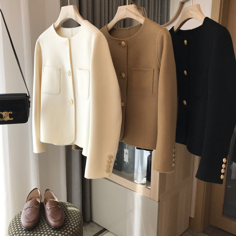 Damen Stilvolle Kurzjacke mit Knopfdetails Nord Taschen