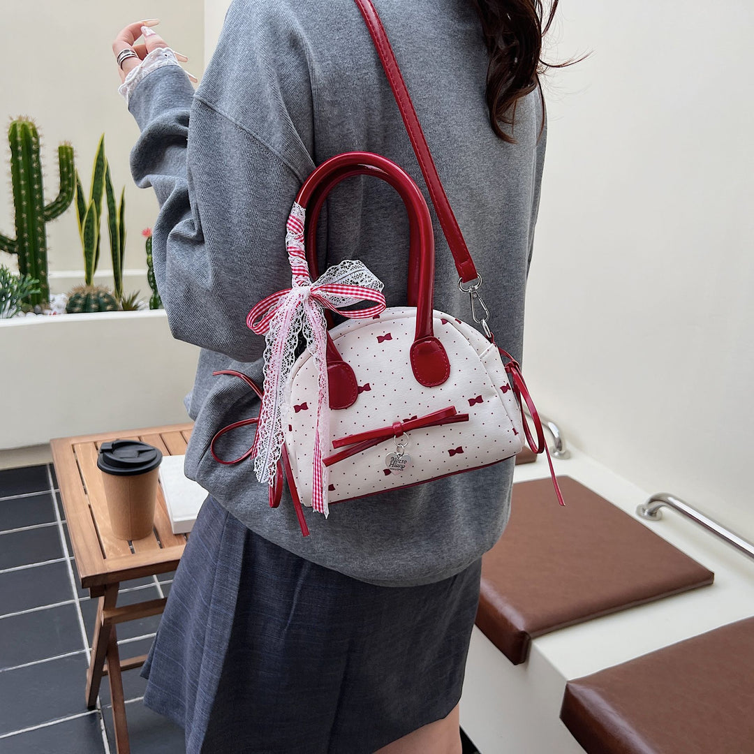 Damen Mini-Tasche mit verspieltem Design und charmanten Details Nord Taschen