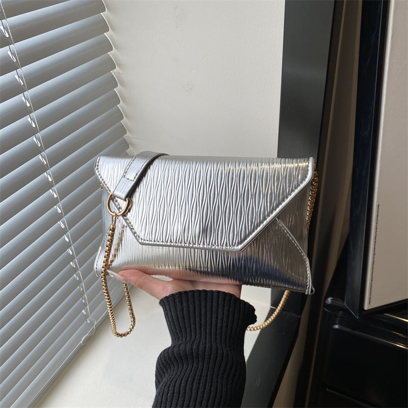 Damen elegante Clutch mit strukturiertem Design Nord Taschen