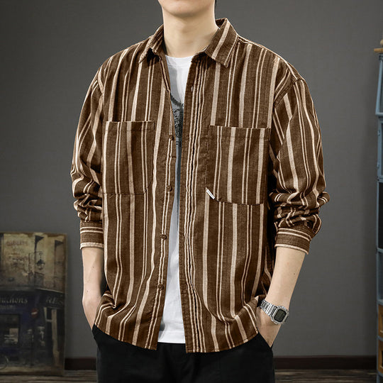 Herren Oversized Breitcord-Hemdjacke mit vertikaler Streifenstruktur und aufgesetzten Brusttaschen Nord Taschen