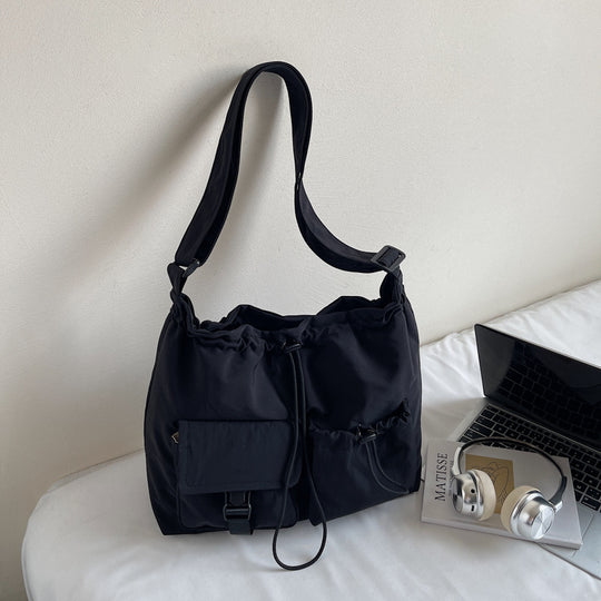 Damen Umhängetasche mit verstellbarem Kordelzug und praktischen Taschen Nord Taschen