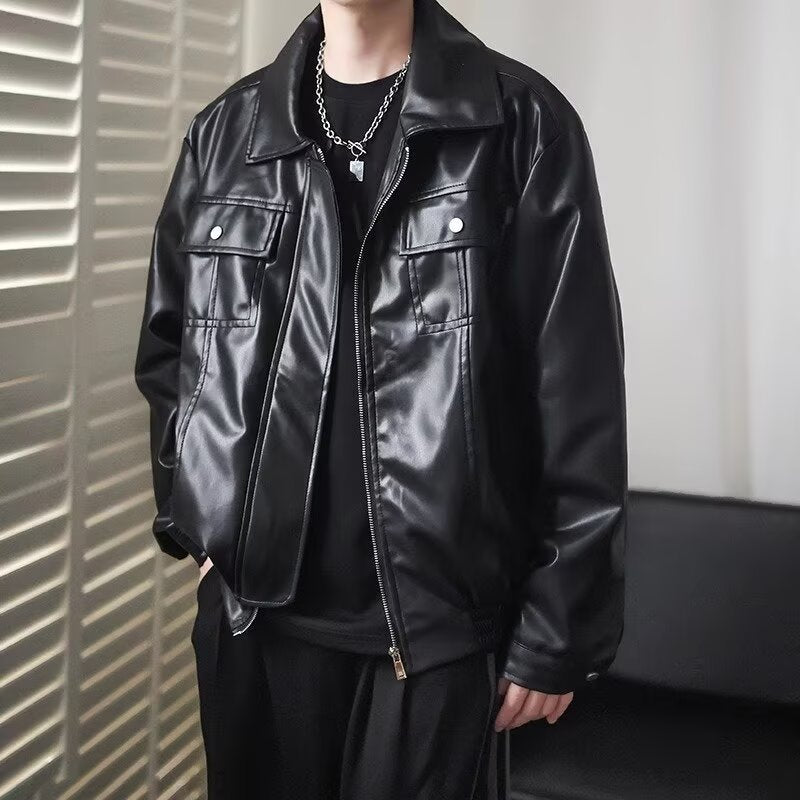 Herren Kurz geschnittene Oversized Kunstleder-Utility-Jacke mit Brustklappen und durchgehendem Reißverschluss Nord Taschen