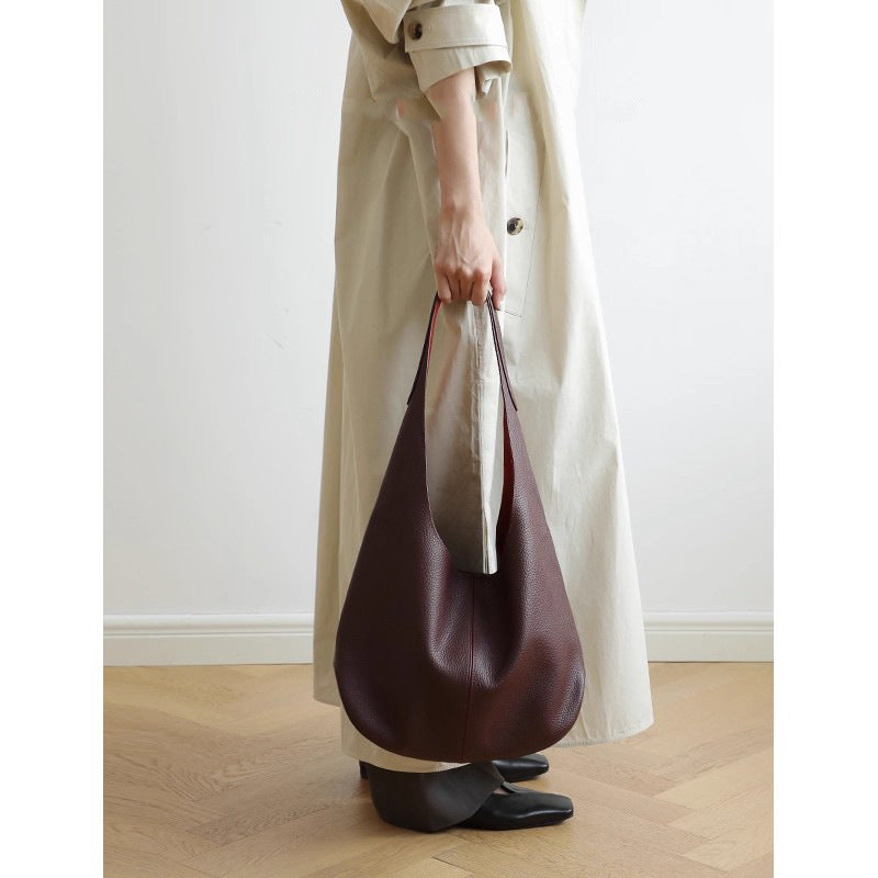 Damen Hobo-Tasche aus hochwertigem Kunstleder mit geschmeidiger Form Nord Taschen
