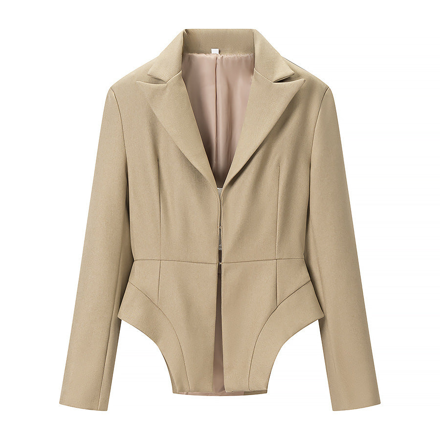 Damen Taillierter Blazer mit Peplum-Schnitt und asymmetrischer Saumführung Nord Taschen
