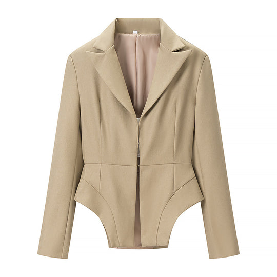 Damen Taillierter Blazer mit Peplum-Schnitt und asymmetrischer Saumführung Nord Taschen