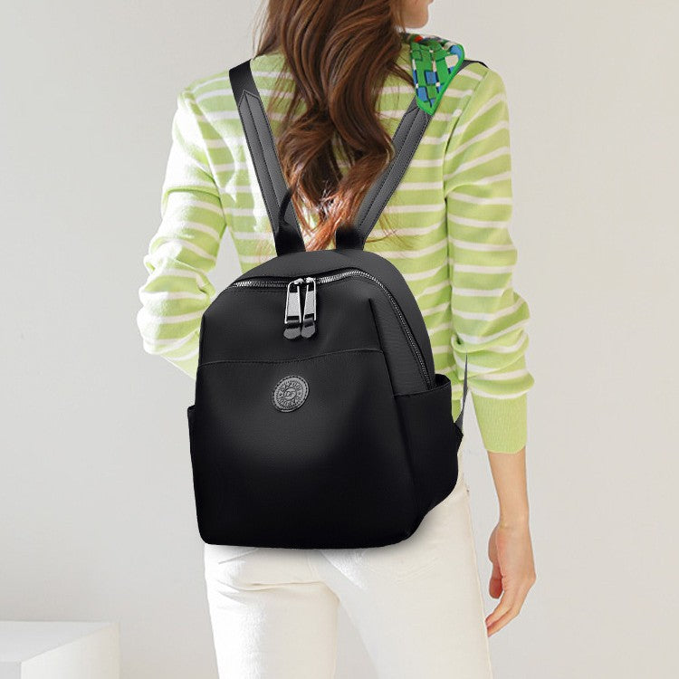 Damen Rucksack mit hochwertigem wasserdichtem Material und eleganten Akzenten Nord Taschen