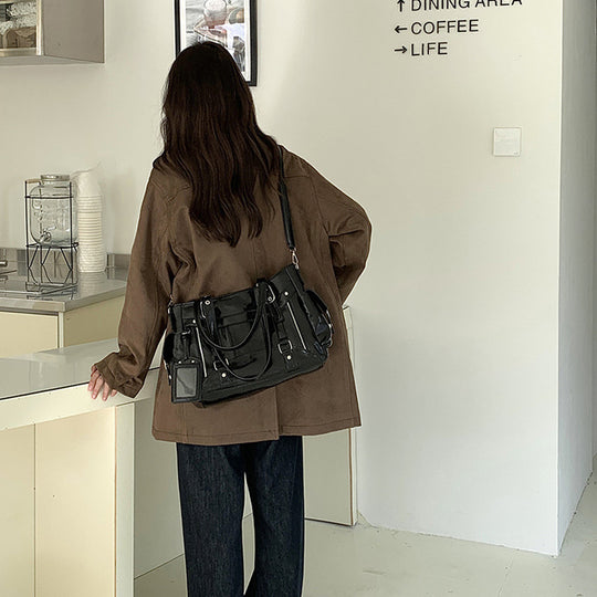 Damen Schultertasche mit multifunktionalen Fächern und stylishen Reißverschlussdetails Nord Taschen