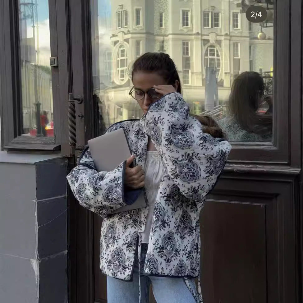 Damen gewattete Kimono-Jacke mit Taillengürtel und ornamentalem Print Nord Taschen