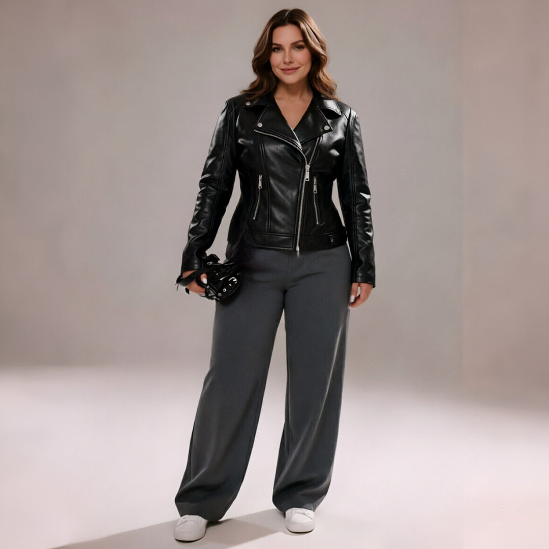 Damen Taillierte Bikerjacke in Lederoptik mit asymmetrischem Reißverschluss und Ziernähten Nord Taschen