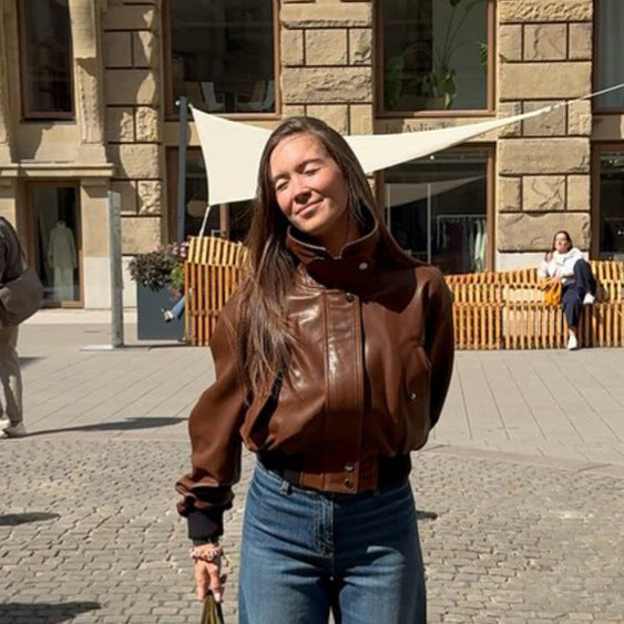 Damen Kurz geschnittener Lederblouson mit hohem Stehkragen und Ballonärmeln Nord Taschen
