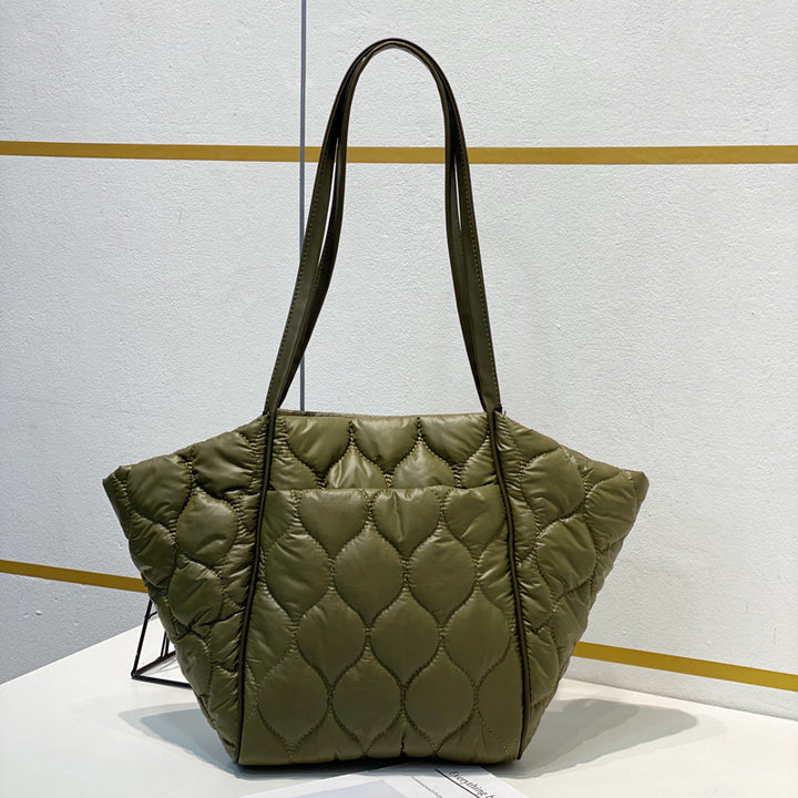 Damen Einkaufstasche mit geometrischem Steppmuster Nord Taschen