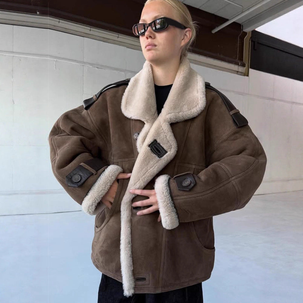Damen Oversize Shearling‑Imitat Fliegerjacke mit kontrastierenden Besätzen & Schnallen-Details Nord Taschen