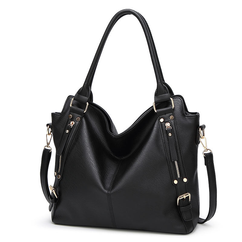Damen Hobo-Tasche mit elegantem Kettenakzent und modernem Design Nord Taschen