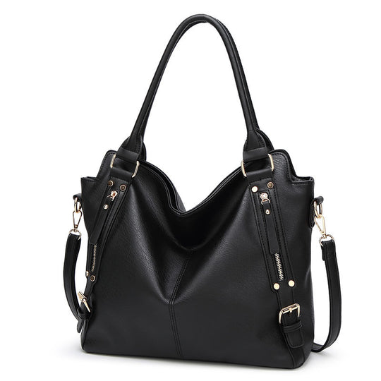 Damen Hobo-Tasche mit elegantem Kettenakzent und modernem Design Nord Taschen