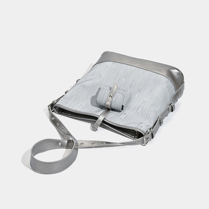 Damen Hobo-Tasche mit strukturiertem Obermaterial und modischem Kettenakzent Nord Taschen