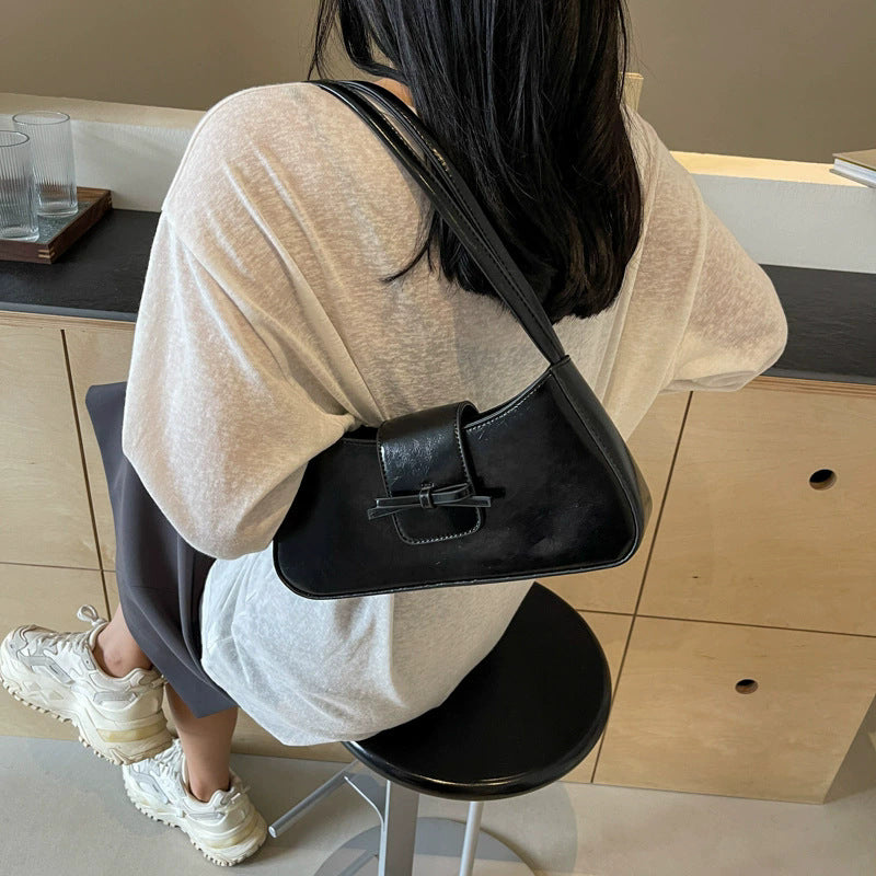 Damen elegante Schultertasche mit schickem Schleifenakzent Nord Taschen