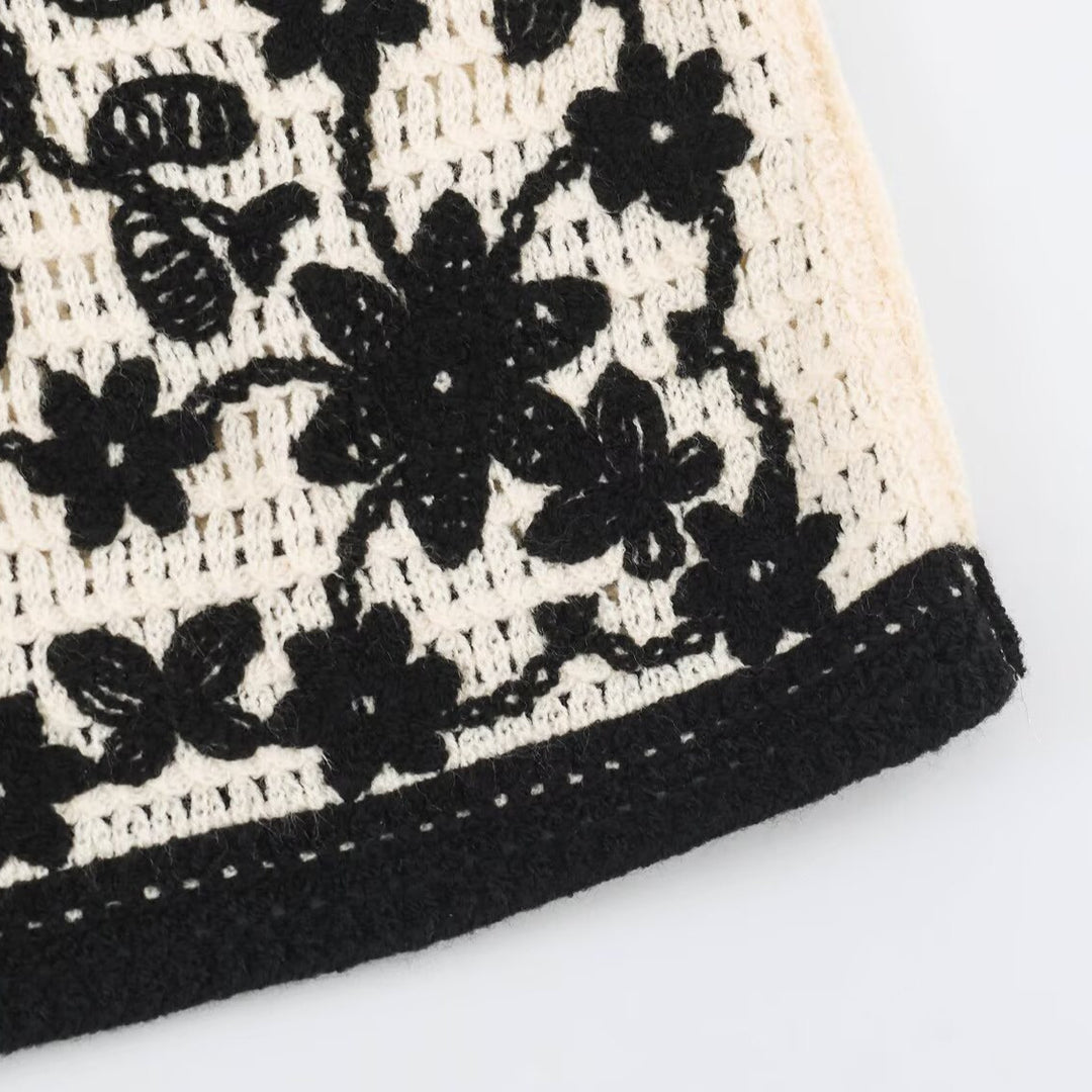Damen Gehäkelte Bouclé-Cardigan mit dreidimensionaler Blütenstickerei und Goldakzenten Nord Taschen
